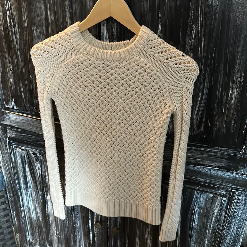 Guess Woman’s knitted Sweater